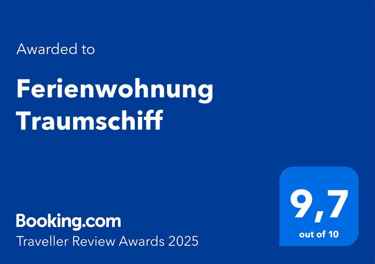 Ferienwohnung Traumschiff Erzingen エクステリア 写真